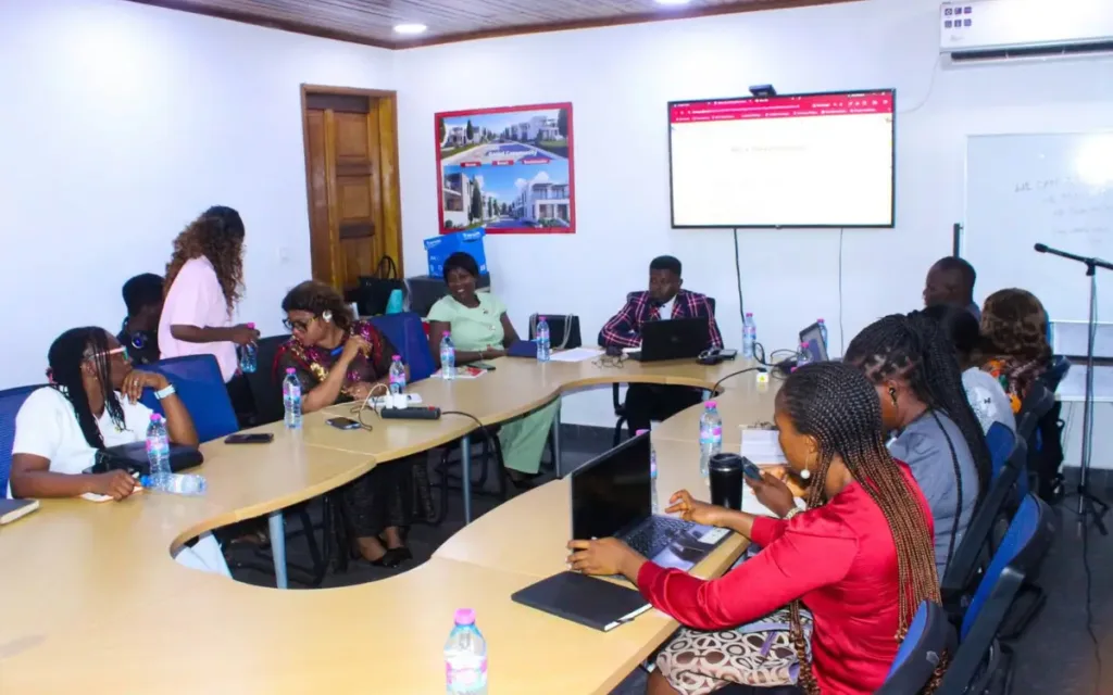 Facebook Ads Mastermind in Douala